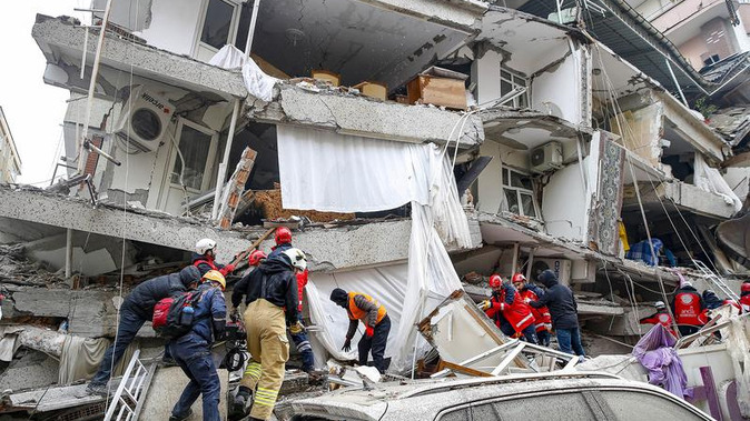 Spenden für Erdbebenopfer in Syrien & der Türkei